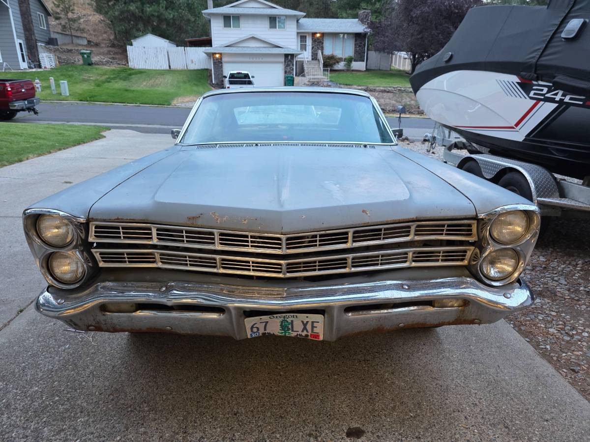 Ford-galaxie-1967-3