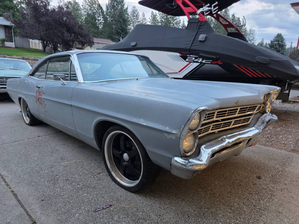 Ford-galaxie-1967-7