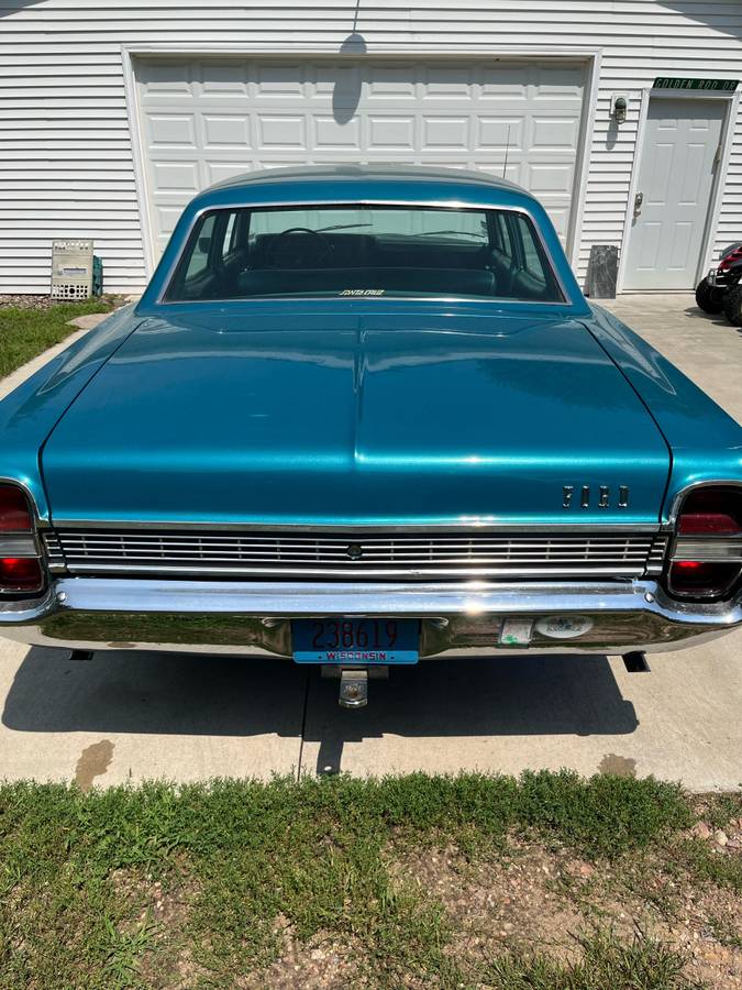 Ford-galaxie-1968-blue-2