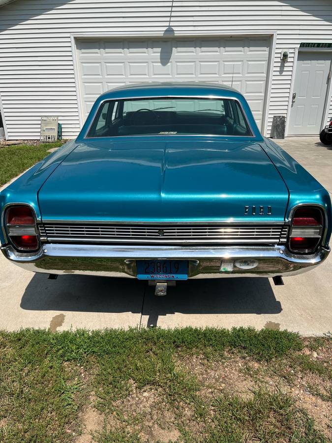 Ford-galaxie-1968-blue