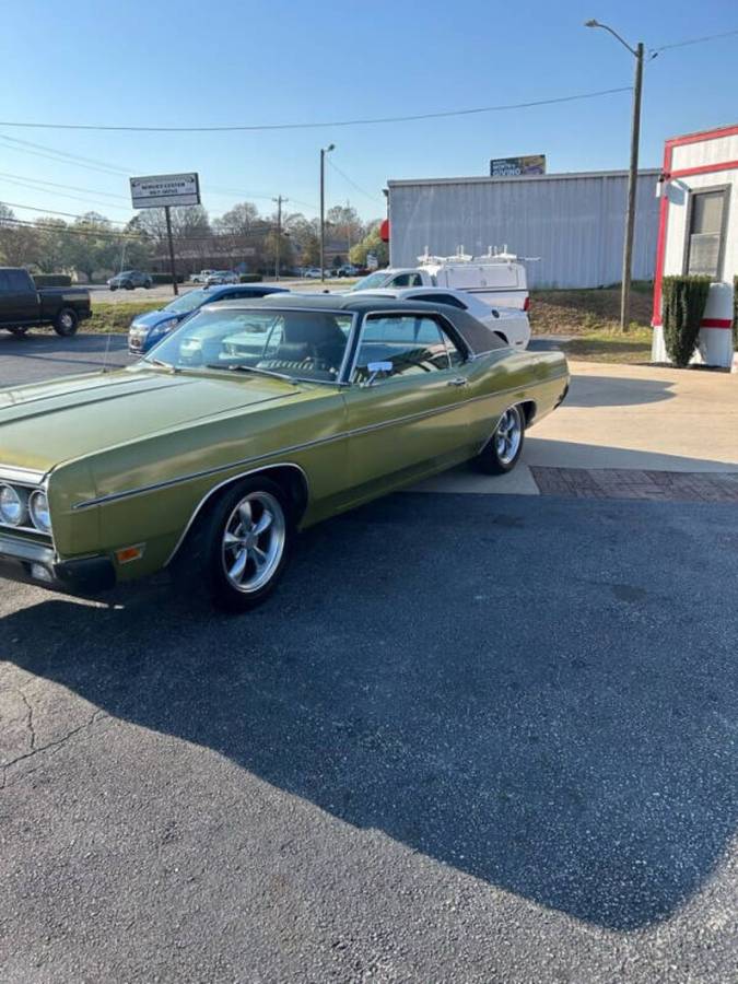 Ford-galaxie-1970-3