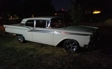 Ford-galaxie-500-1959-white-2