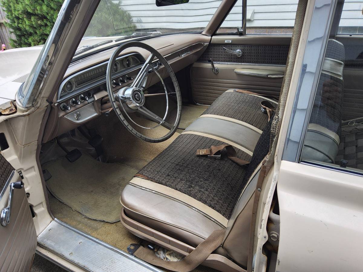 Ford-galaxie-500-1962-4