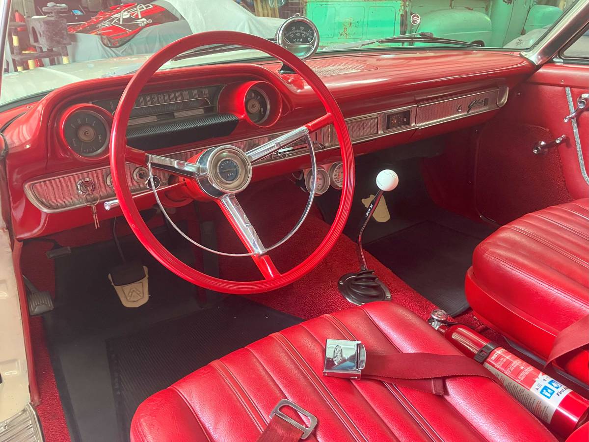 Ford-galaxie-500-1963-white-15