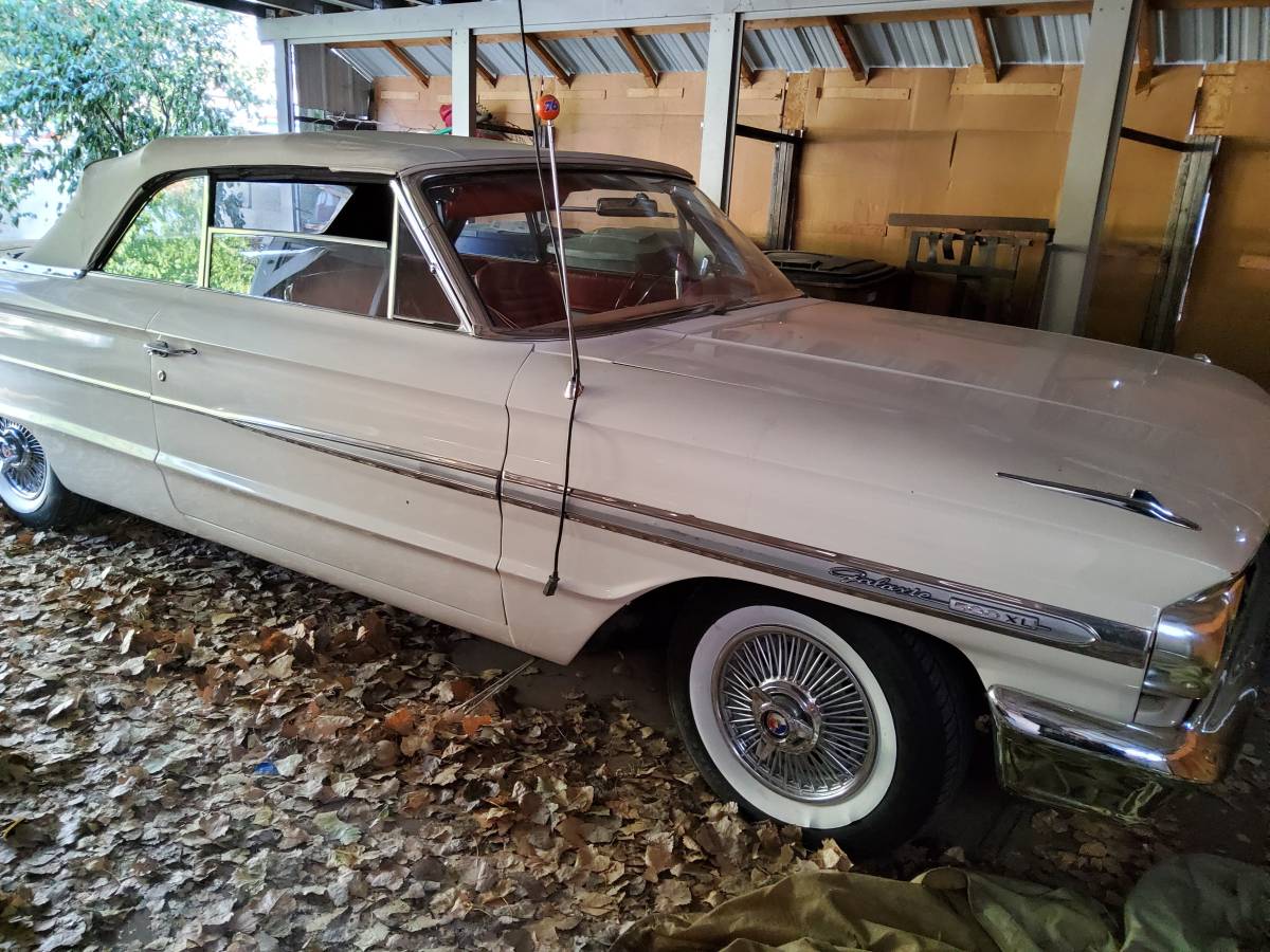 Ford-galaxie-500-1964-white