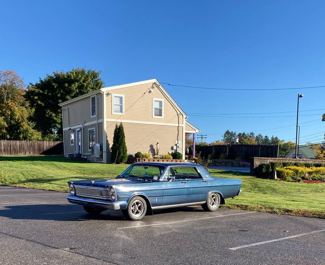 Ford-galaxie-500-1965-blue-15