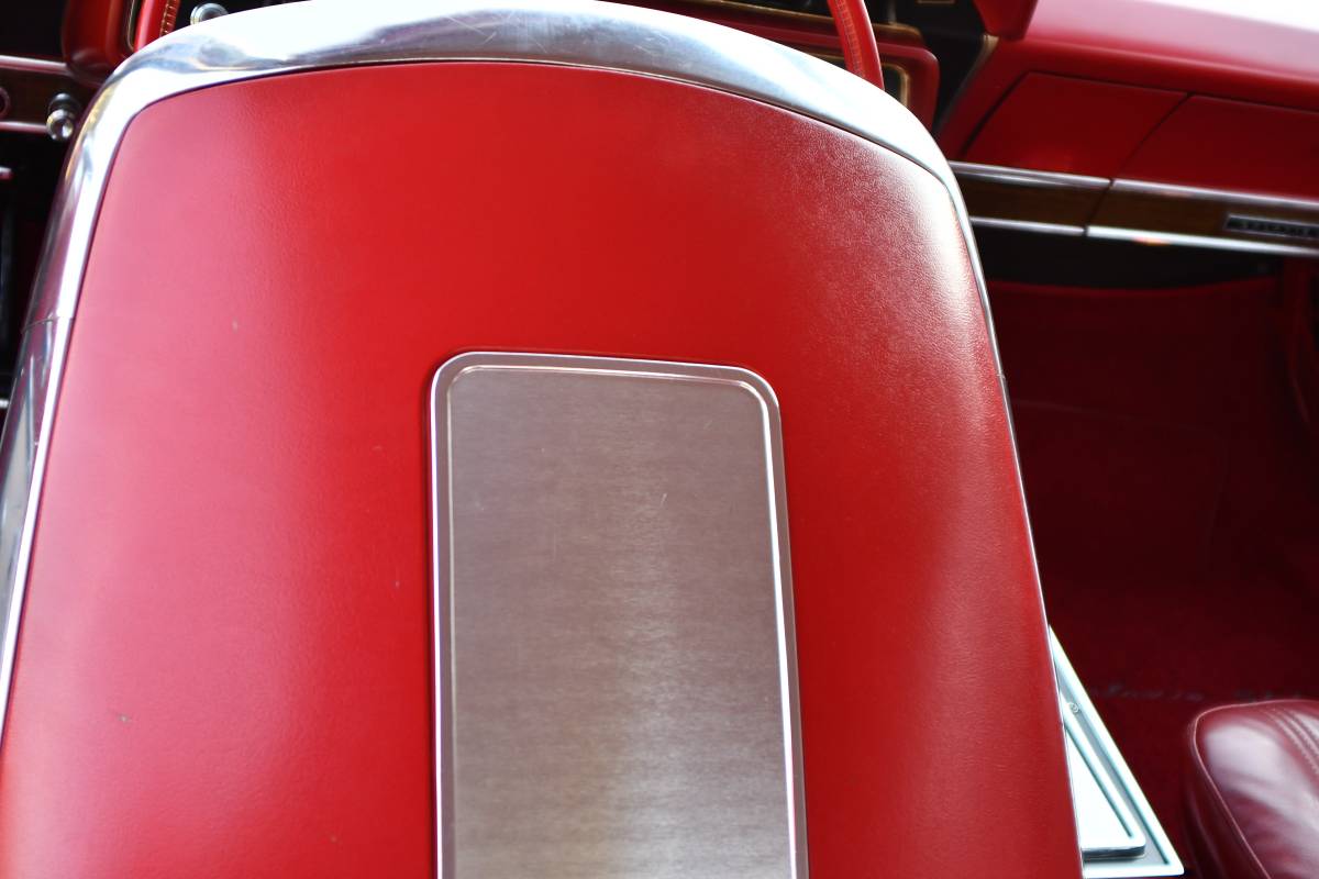 Ford-galaxie-500-1965-red-10