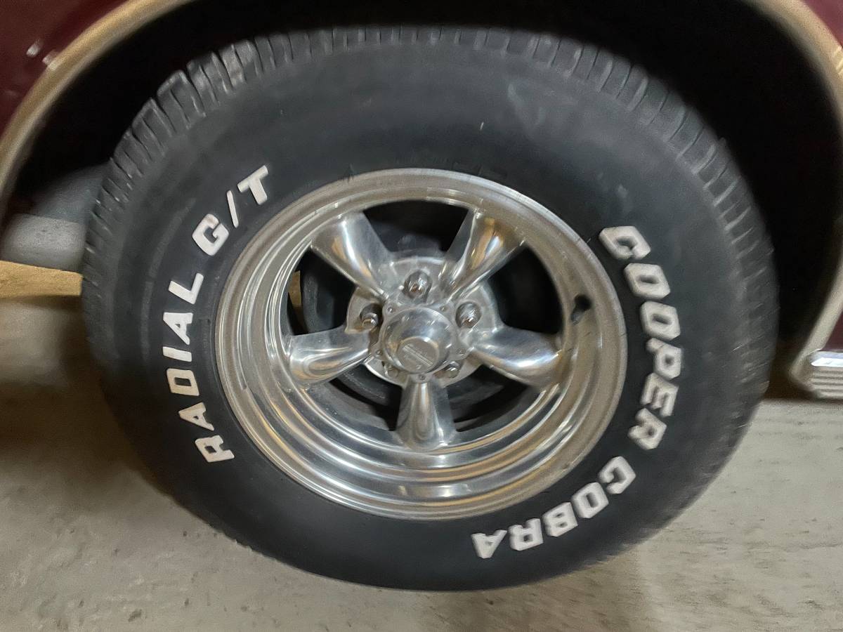 Ford-galaxie-500-1966-purple-15