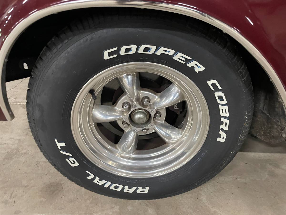 Ford-galaxie-500-1966-purple-17