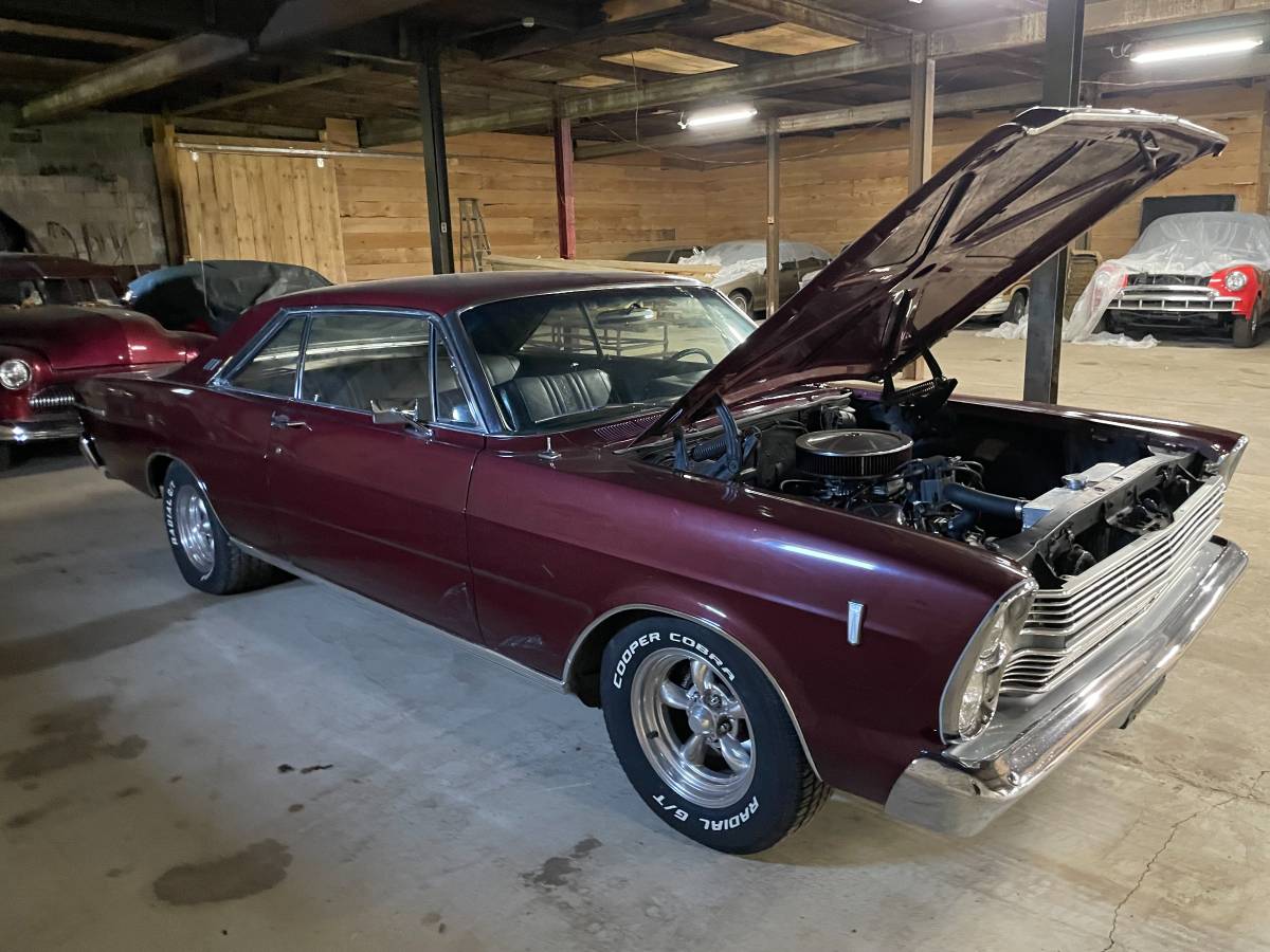 Ford-galaxie-500-1966-purple-2