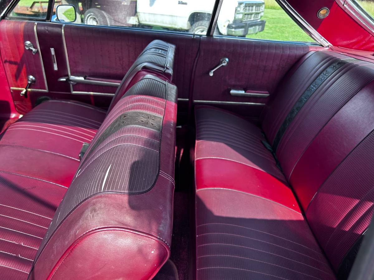 Ford-galaxie-500-1966-red-4