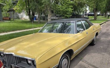 Ford-galaxie-500-1971-yellow