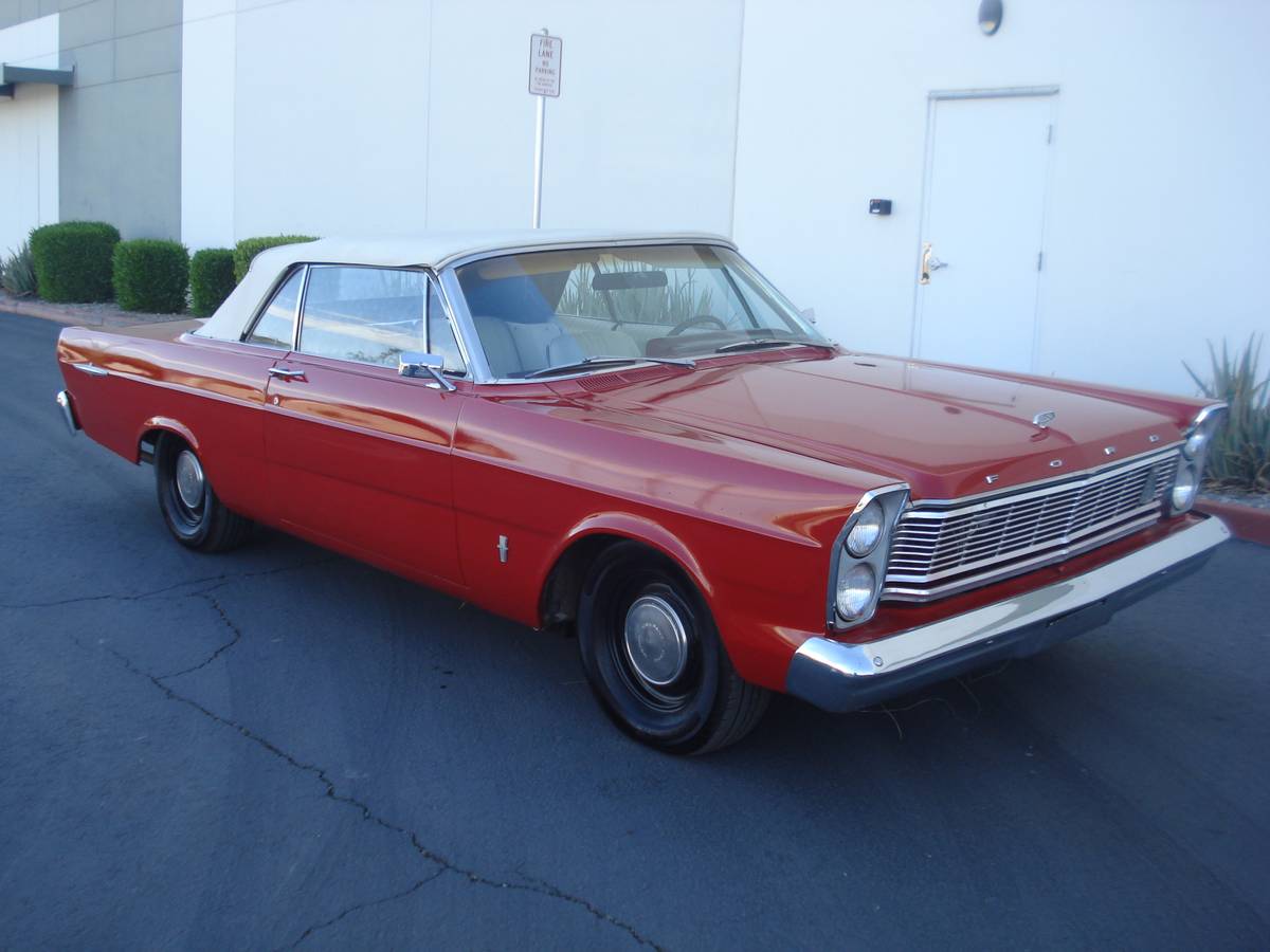 Ford-galaxie-500-convertible-1965-21