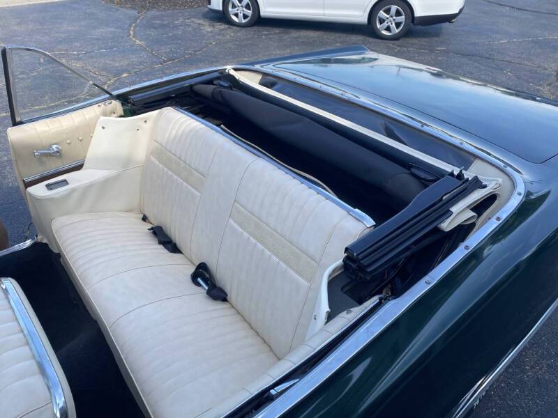 Ford-galaxie-500-convertible-1967-10