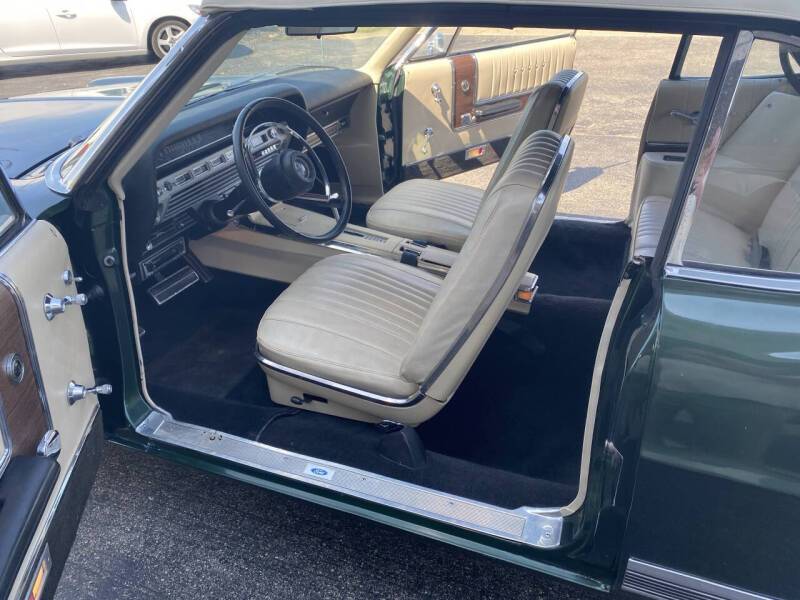 Ford-galaxie-500-convertible-1967-21