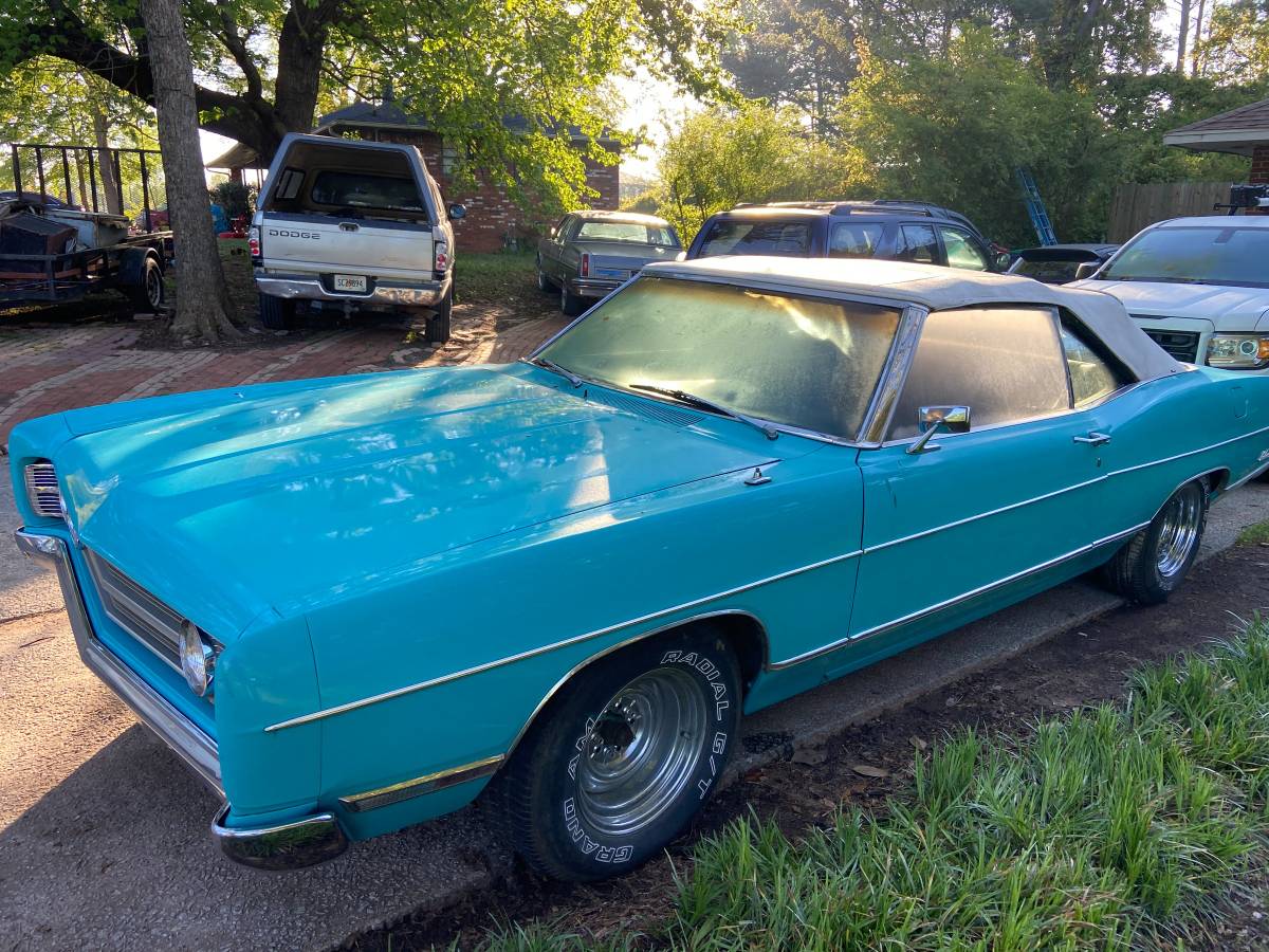 Ford-galaxie-500-convertible-1969-custom-5