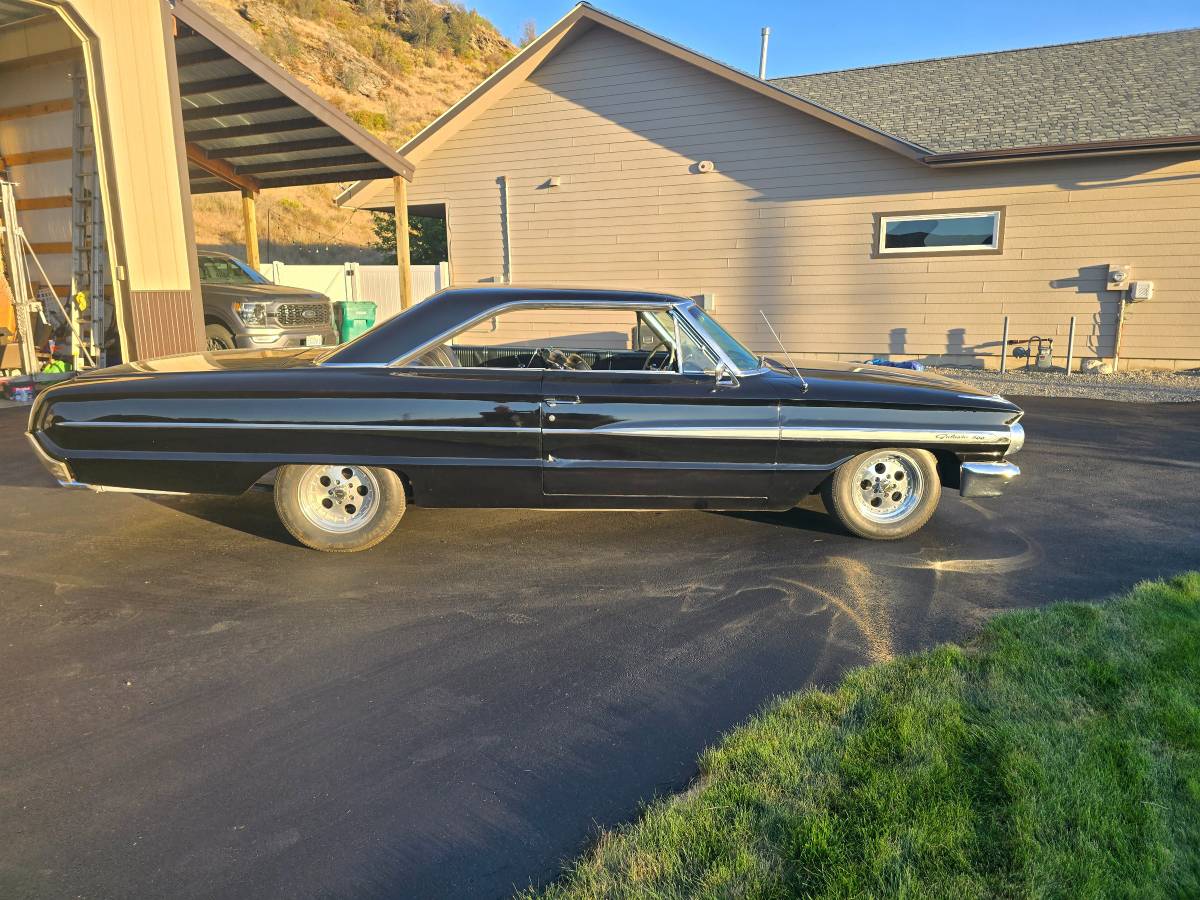 Ford-galaxie-500-diesel-1964-black-5