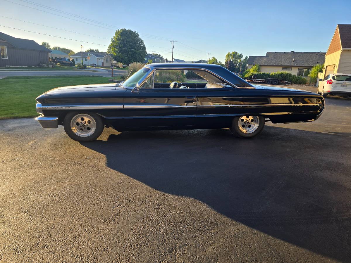 Ford-galaxie-500-diesel-1964-black