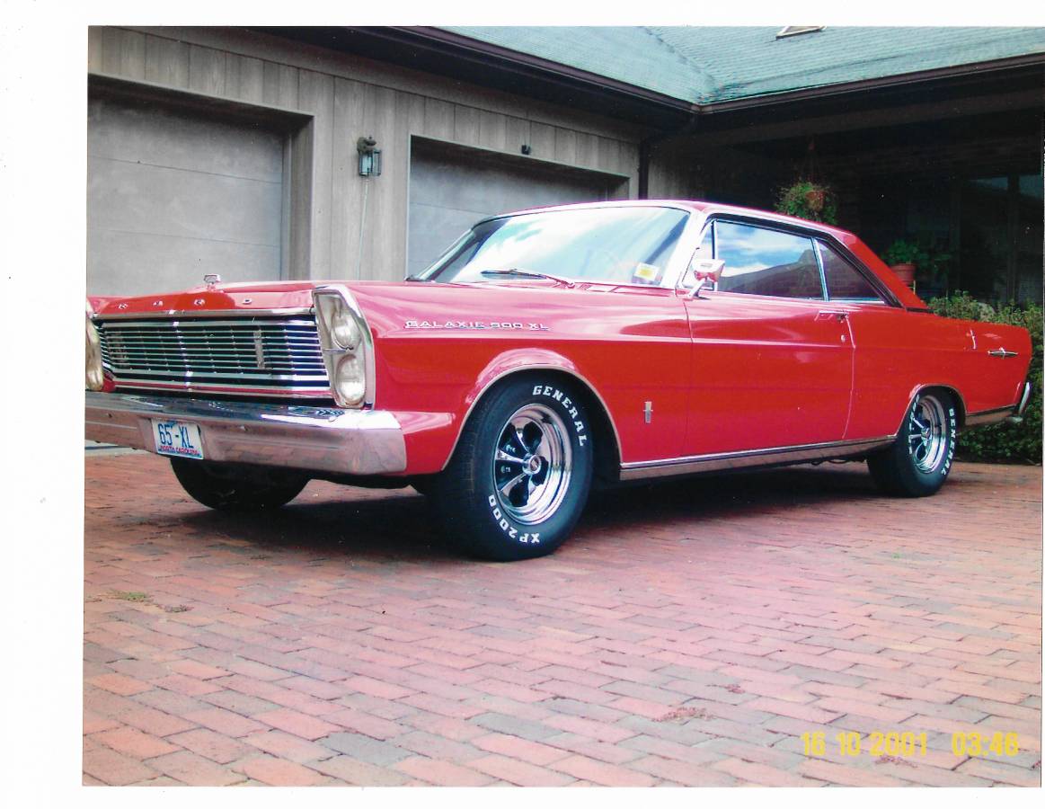 Ford-galaxie-500-xl-1965-red