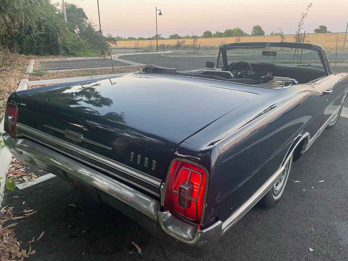 Ford-galaxie-500-xl-1967-blue-2
