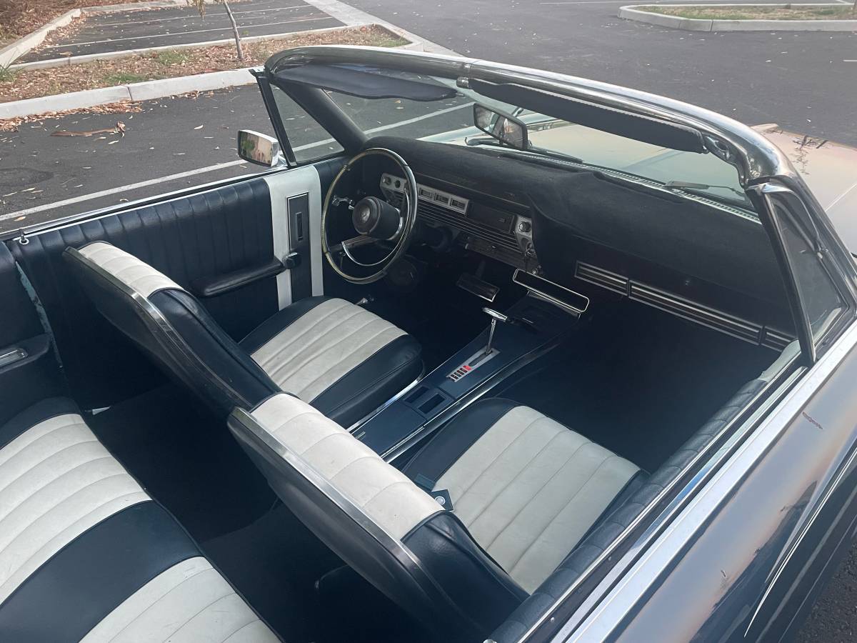 Ford-galaxie-500-xl-1967-blue