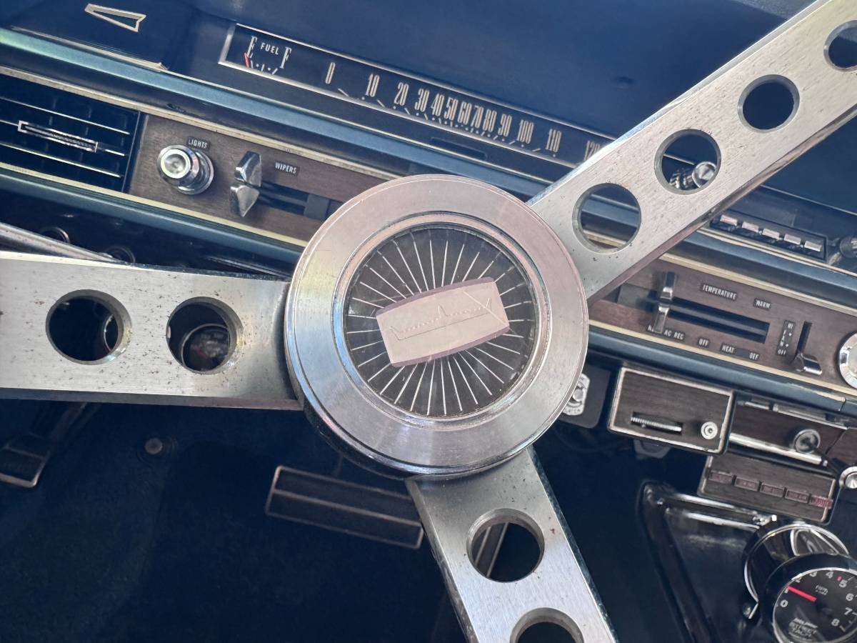 Ford-galaxie-500-xl-convertible-1966-14