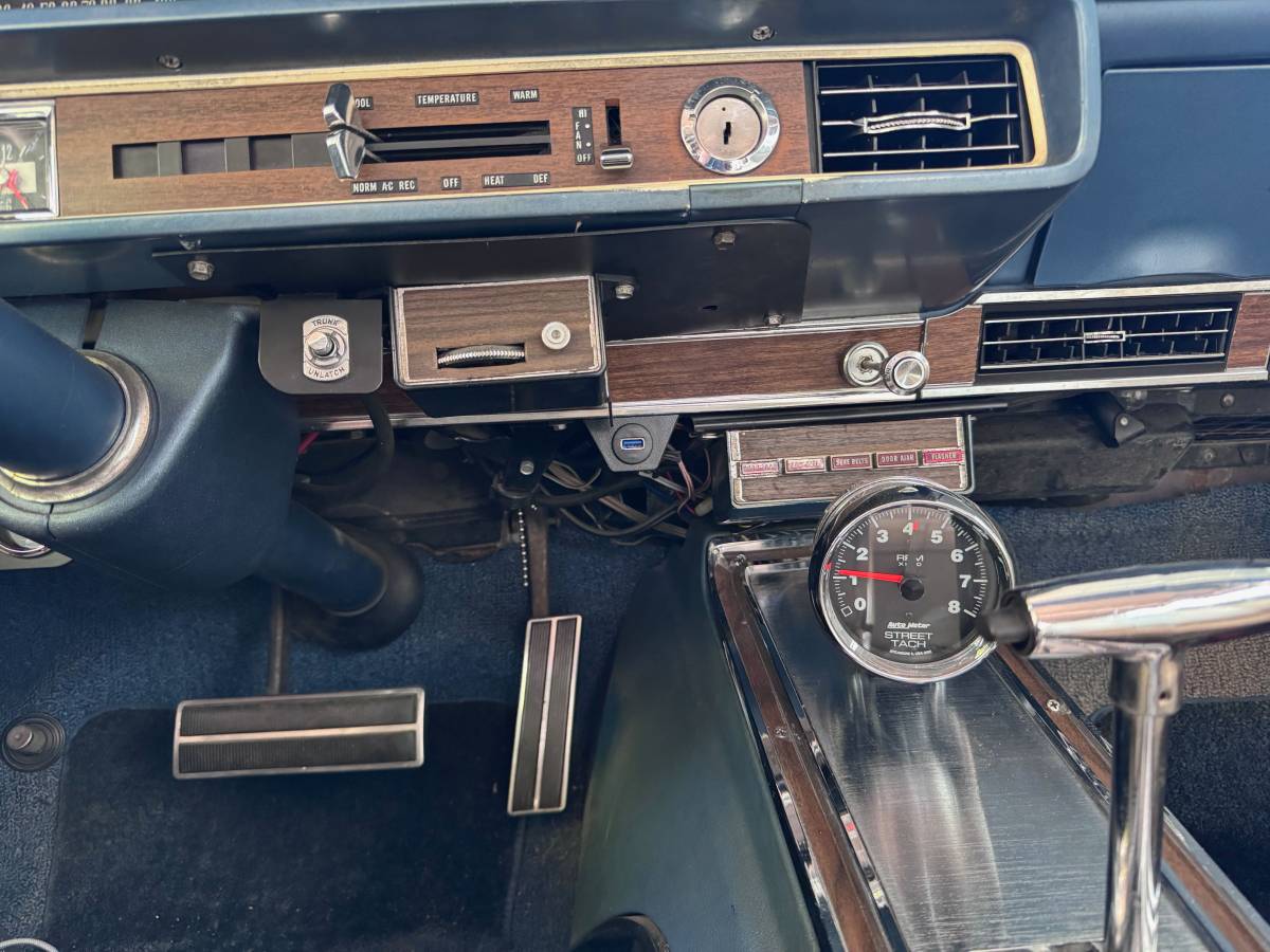 Ford-galaxie-500-xl-convertible-1966-18