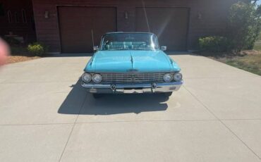 Ford-galaxie-sunliner-1962-blue-5