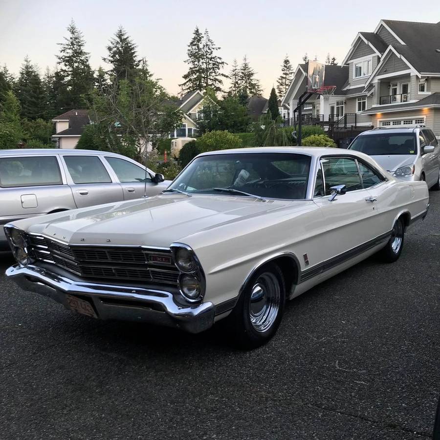 Ford-galaxie-xl-1967-white-3