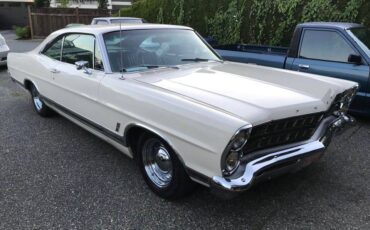 Ford-galaxie-xl-1967-white