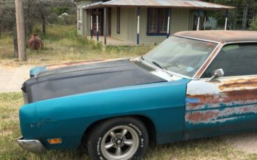 Ford-galaxie-xl-1970-green-3