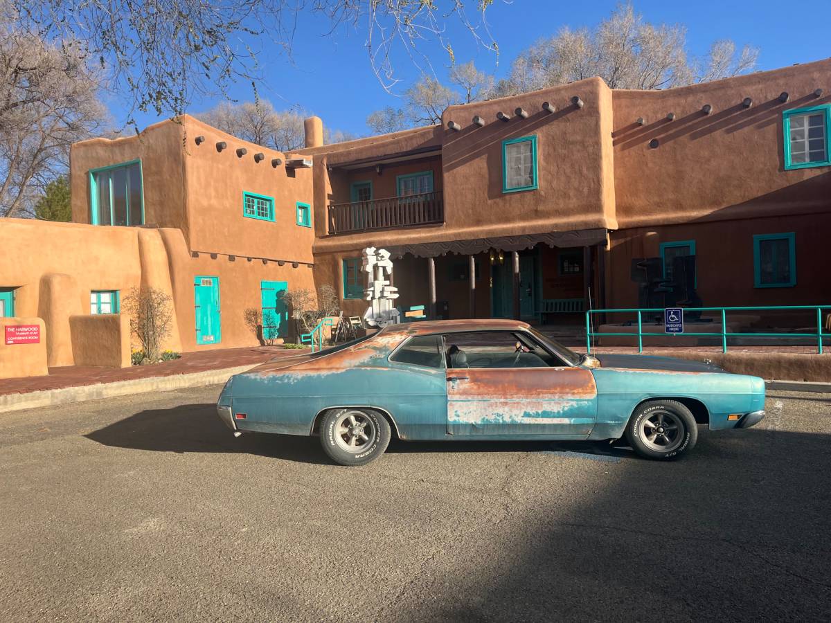 Ford-galaxie-xl-1970-green-5