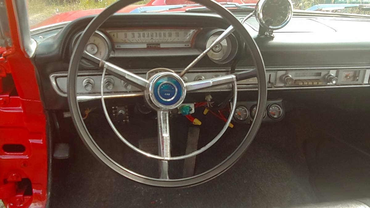 Ford-galaxy-1964-3