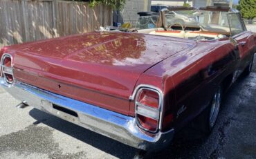 Ford-galaxy-1968-red-1