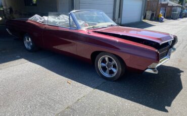 Ford-galaxy-1968-red-9