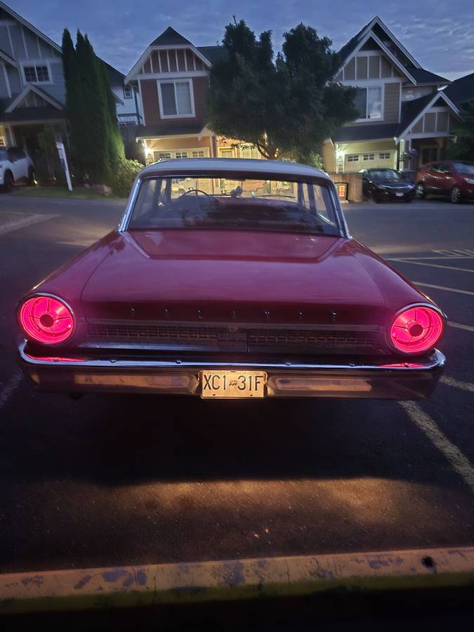 Ford-galaxy-500-1963-red-3