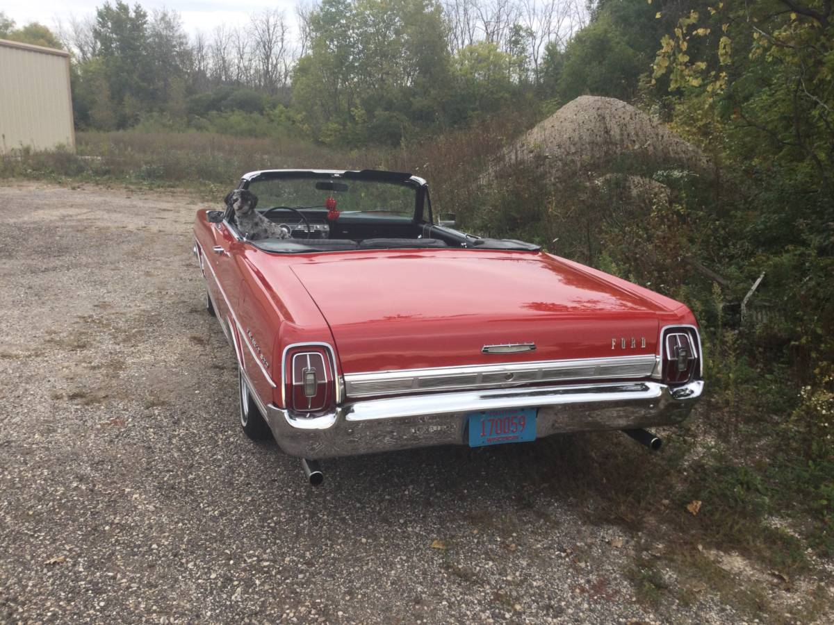 Ford-galaxy-500-1967-red-3