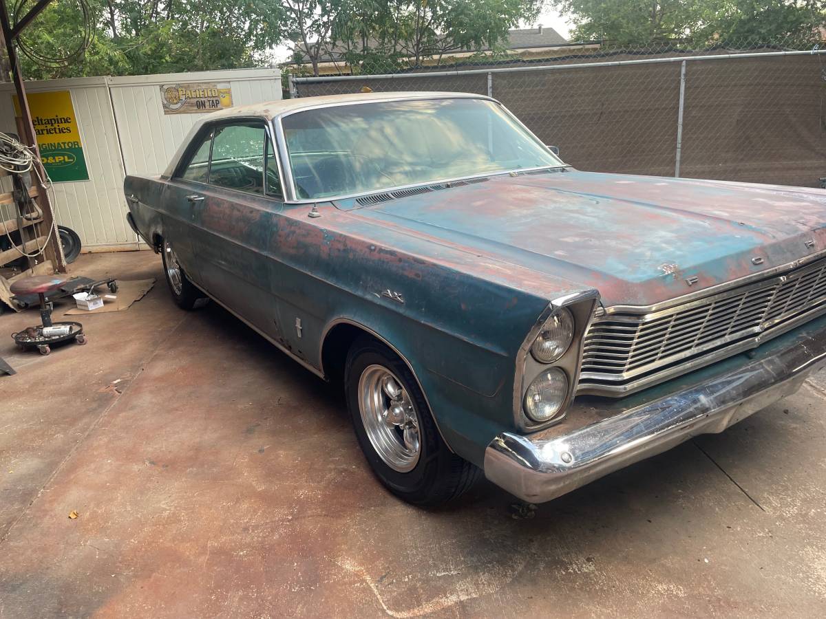 Ford-galaxy-500xl-1965-1