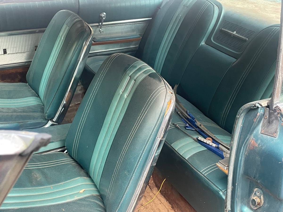 Ford-galaxy-500xl-1965-3