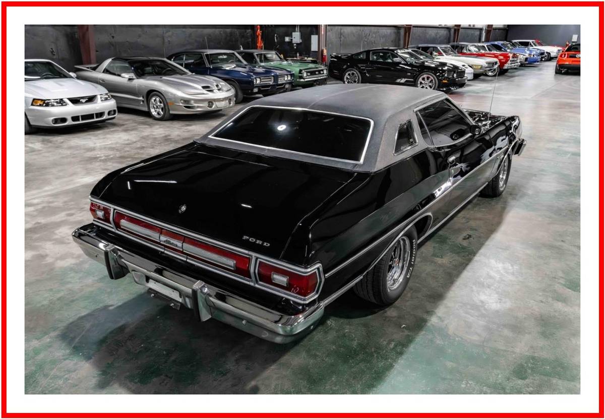 Ford-gran-torino-sport-1974-black-28