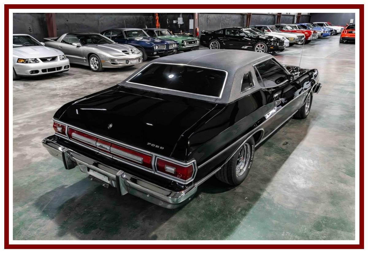 Ford-gran-torino-sport-1974-black-31