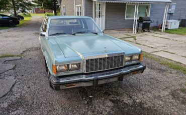 Ford-granada-1981-green-6
