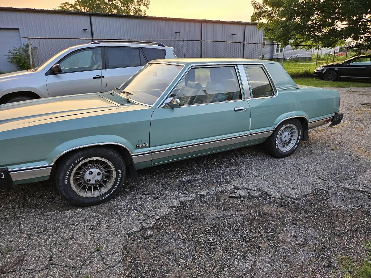 Ford-granada-1981-green-7
