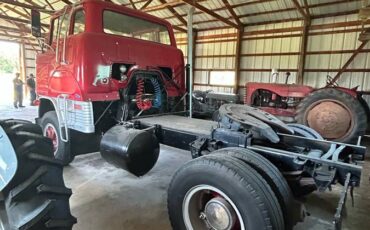 Ford-h950-1965-red-3