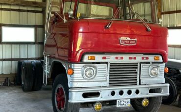 Ford-h950-1965-red