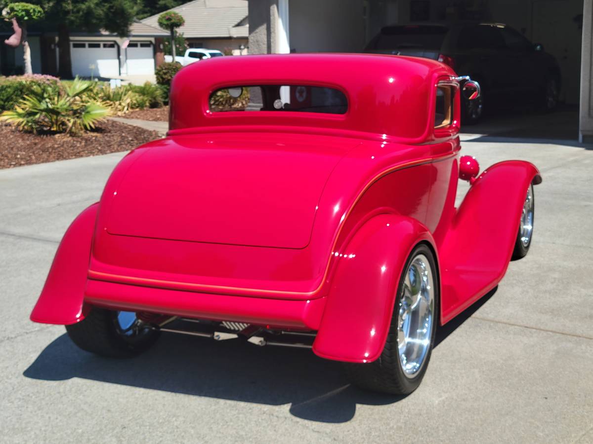 Ford-hot-rod-1932-red-6