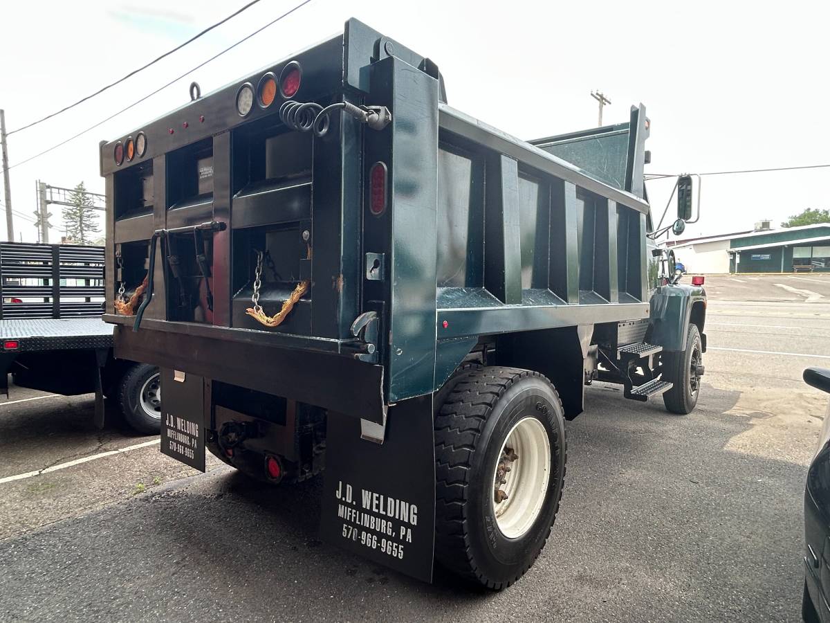 Ford-i8000-diesel-1992-green-2