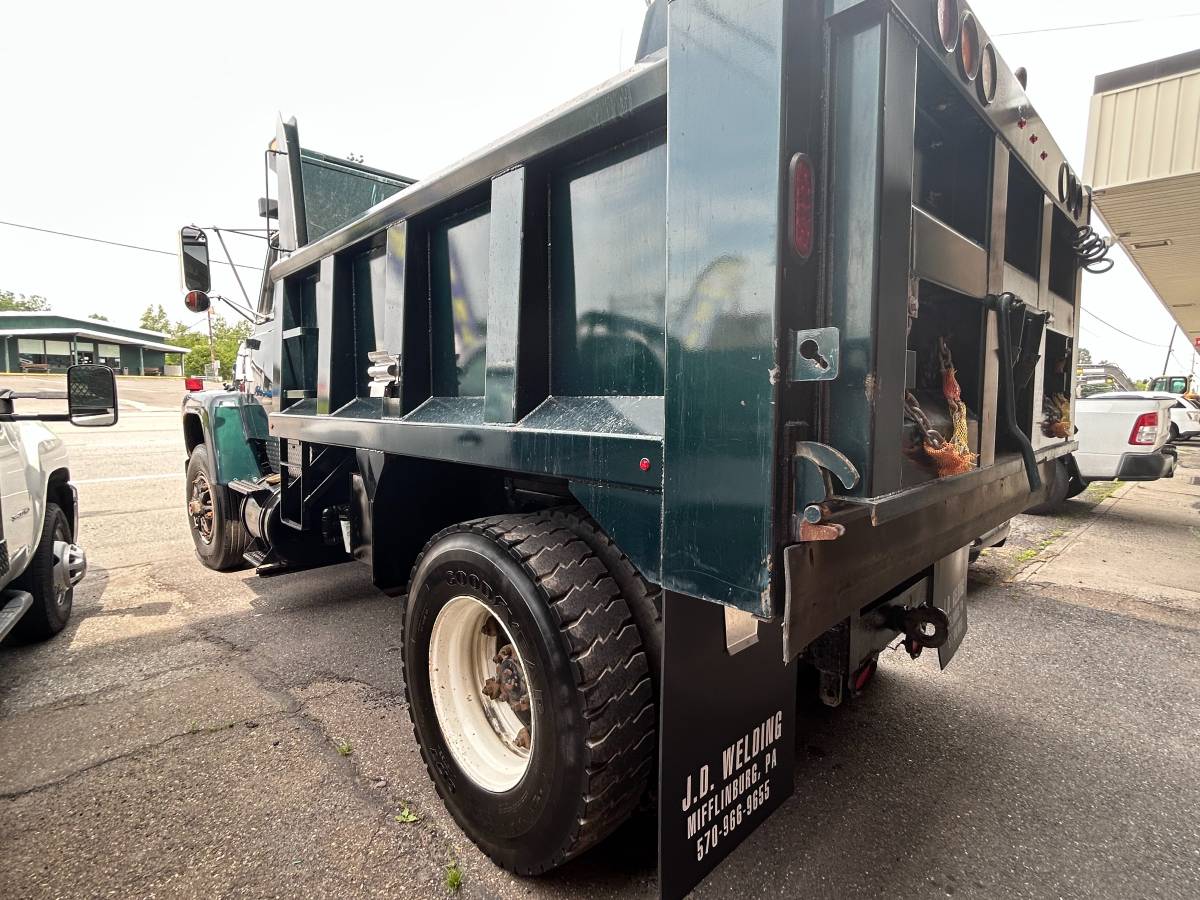 Ford-i8000-diesel-1992-green-3