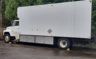 Ford-l7000-diesel-1989-white-14