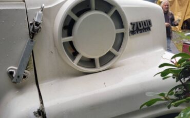 Ford-l7000-diesel-1989-white-9
